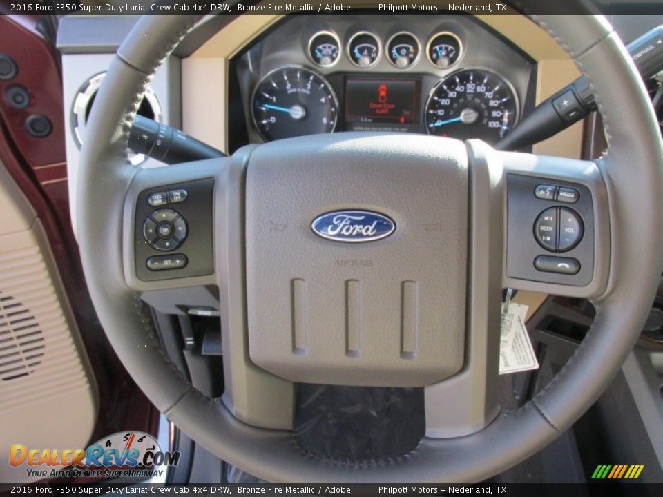 2016 Ford F350 Super Duty Lariat Crew Cab 4x4 DRW Steering Wheel Photo #35