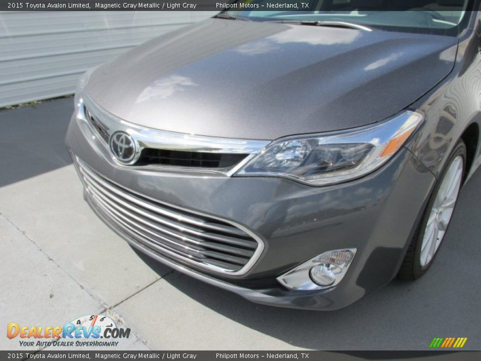 2015 Toyota Avalon Limited Magnetic Gray Metallic / Light Gray Photo #10