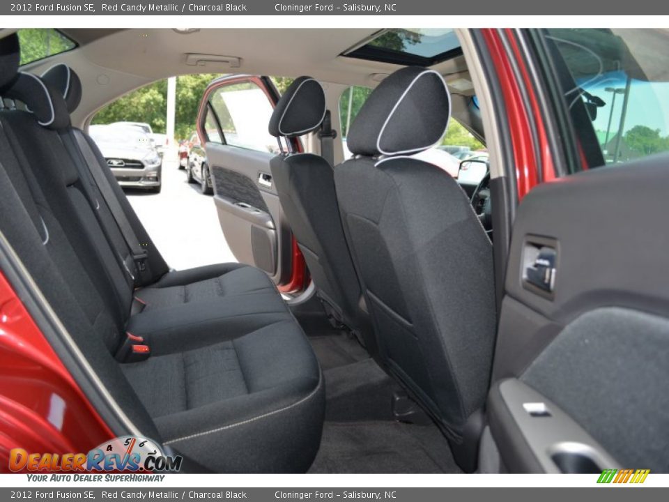 2012 Ford Fusion SE Red Candy Metallic / Charcoal Black Photo #15