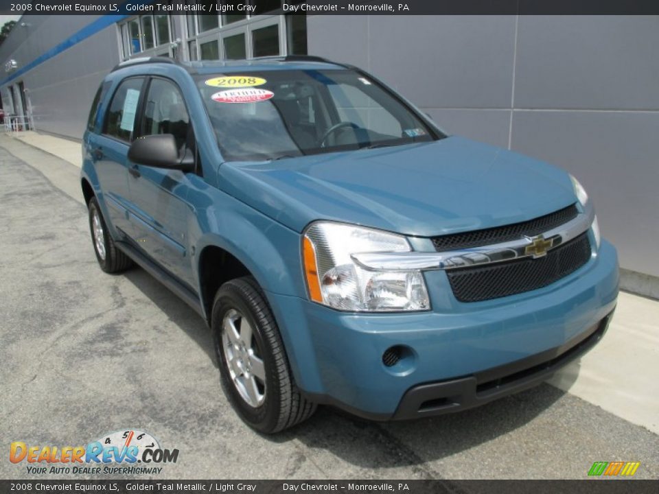 Front 3/4 View of 2008 Chevrolet Equinox LS Photo #12