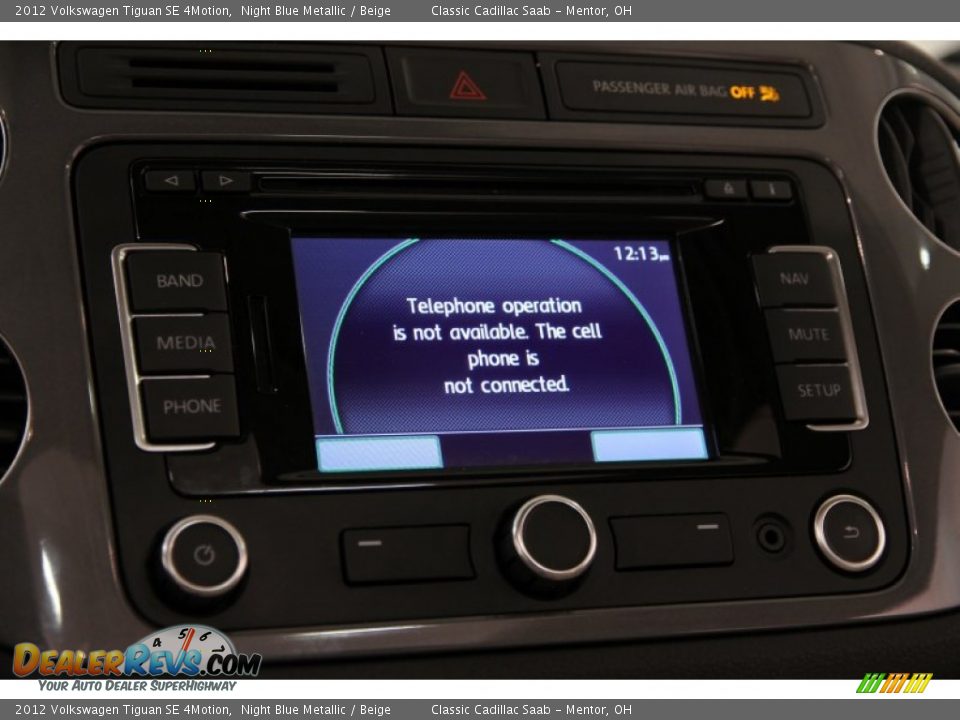 Controls of 2012 Volkswagen Tiguan SE 4Motion Photo #10