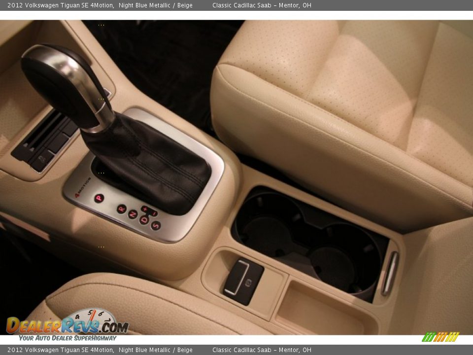 2012 Volkswagen Tiguan SE 4Motion Shifter Photo #12
