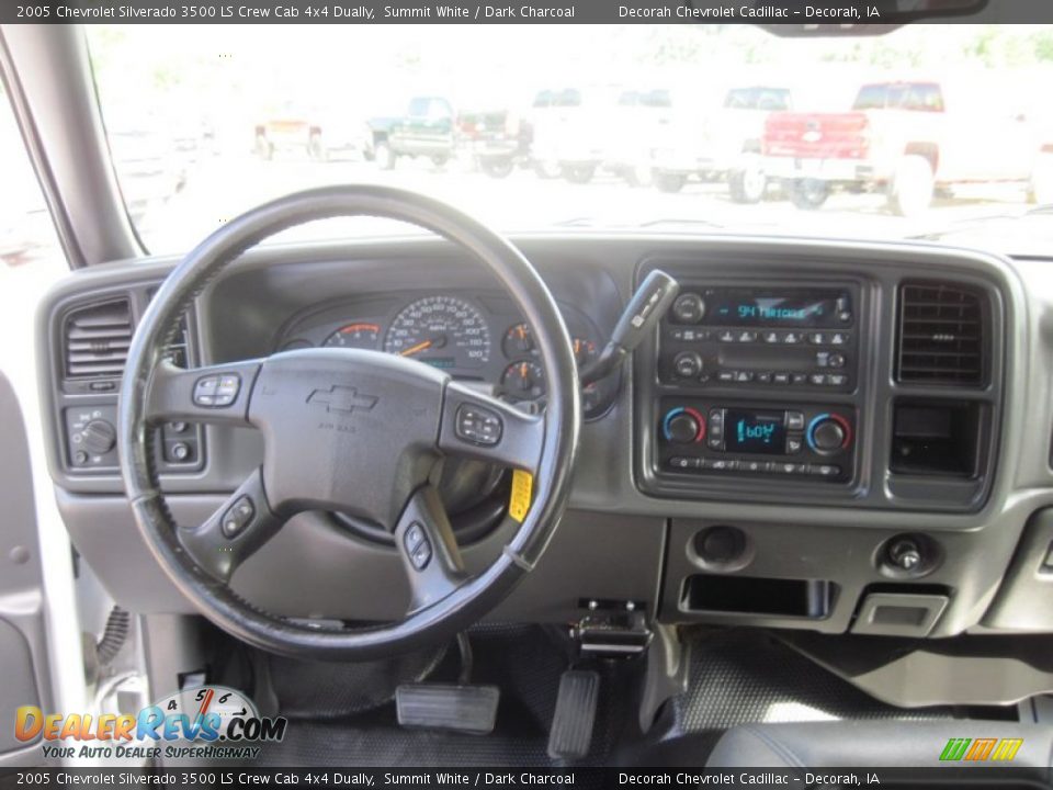 2005 Chevrolet Silverado 3500 LS Crew Cab 4x4 Dually Summit White / Dark Charcoal Photo #31