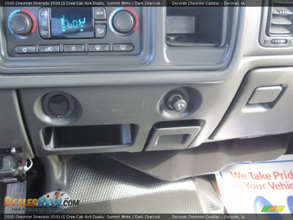 2005 Chevrolet Silverado 3500 LS Crew Cab 4x4 Dually Summit White / Dark Charcoal Photo #36