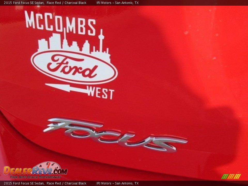 2015 Ford Focus SE Sedan Race Red / Charcoal Black Photo #19