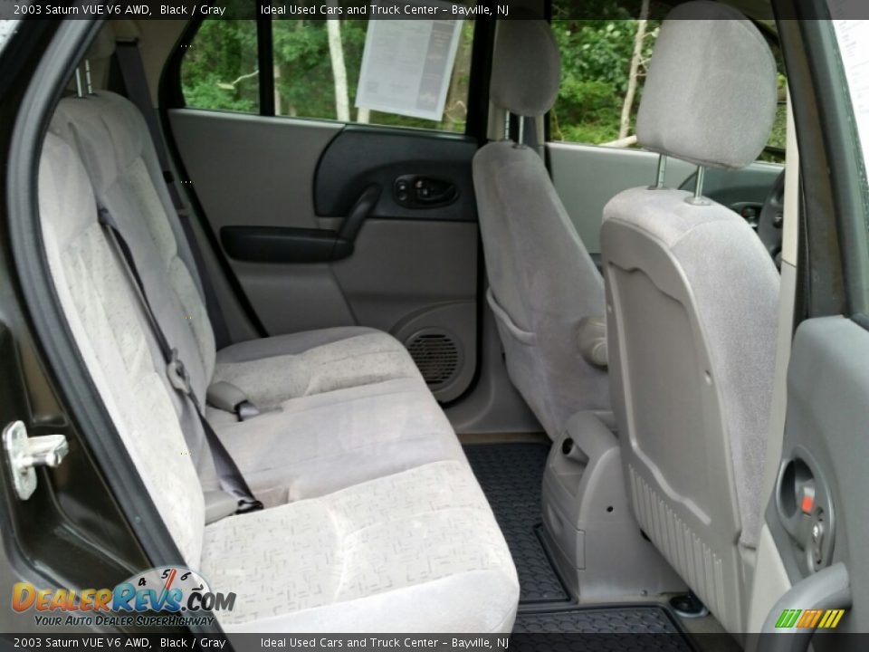 2003 Saturn VUE V6 AWD Black / Gray Photo #13