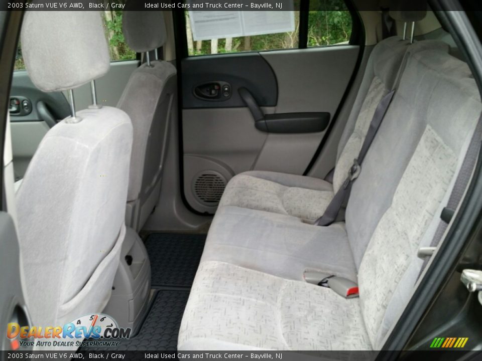2003 Saturn VUE V6 AWD Black / Gray Photo #22