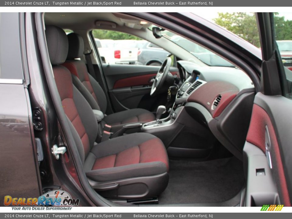 2014 Chevrolet Cruze LT Tungsten Metallic / Jet Black/Sport Red Photo #9