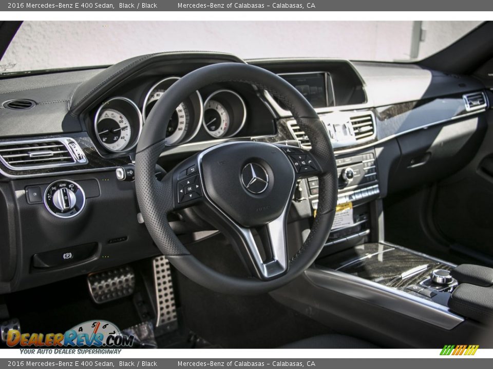 2016 Mercedes-Benz E 400 Sedan Black / Black Photo #5