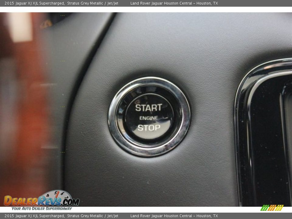 Controls of 2015 Jaguar XJ XJL Supercharged Photo #22