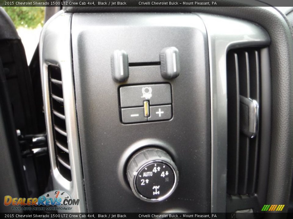 Controls of 2015 Chevrolet Silverado 1500 LTZ Crew Cab 4x4 Photo #10