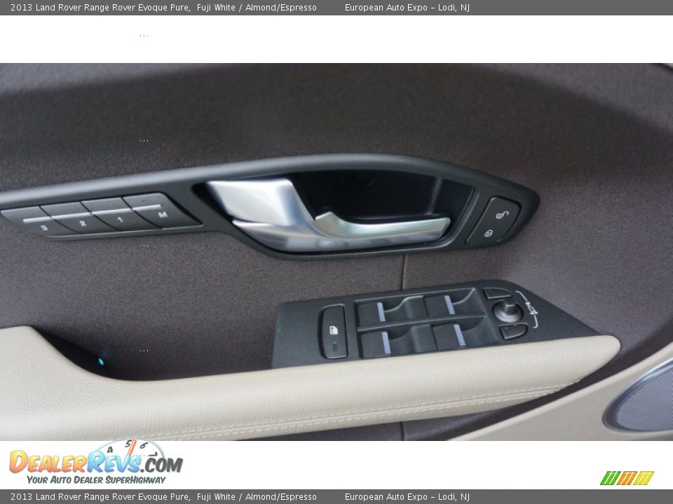 2013 Land Rover Range Rover Evoque Pure Fuji White / Almond/Espresso Photo #19