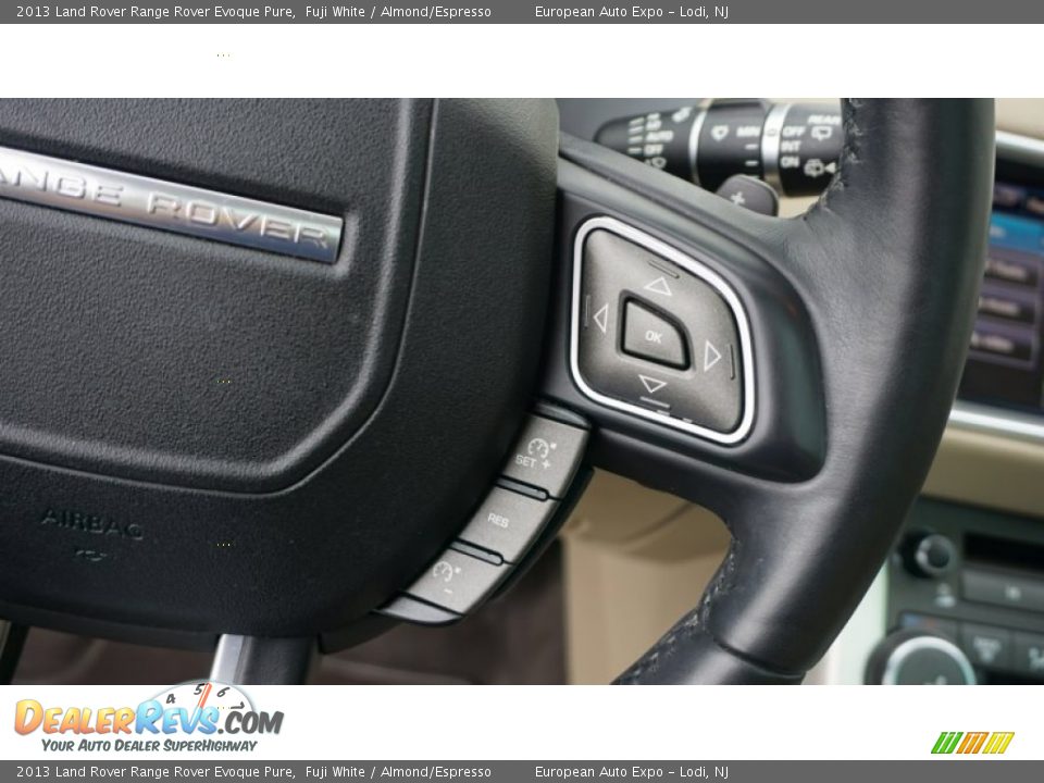 2013 Land Rover Range Rover Evoque Pure Fuji White / Almond/Espresso Photo #23