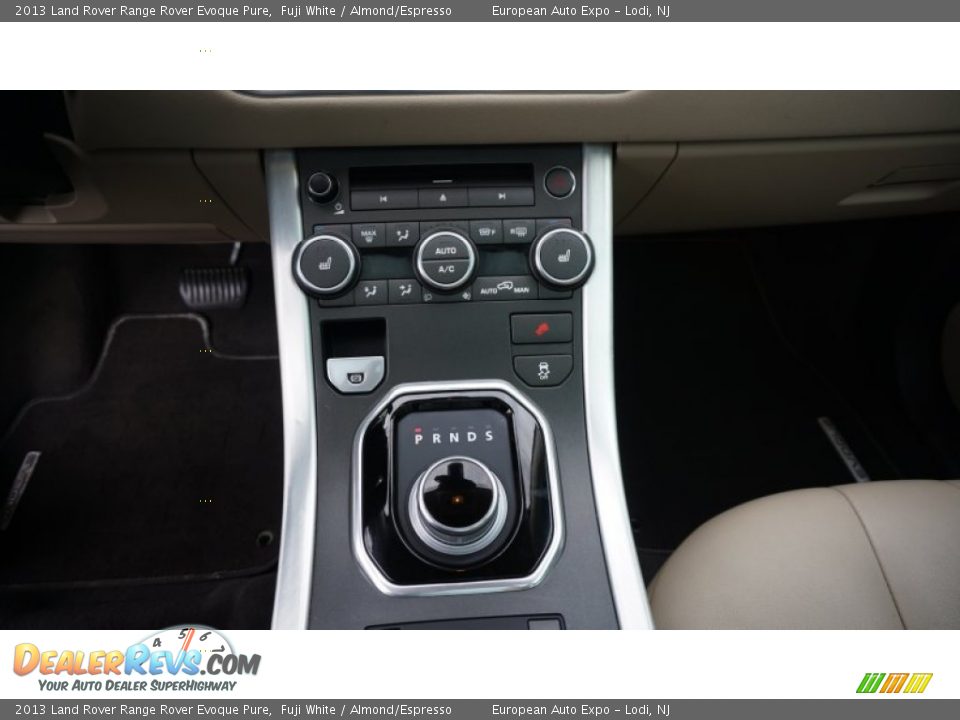 2013 Land Rover Range Rover Evoque Pure Fuji White / Almond/Espresso Photo #28