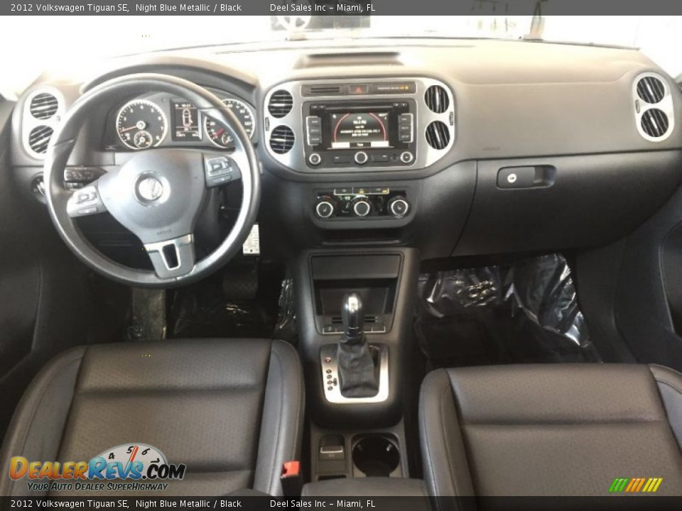 2012 Volkswagen Tiguan SE Night Blue Metallic / Black Photo #12