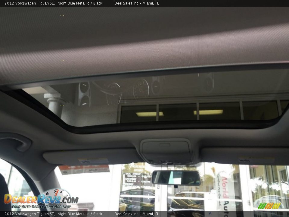 2012 Volkswagen Tiguan SE Night Blue Metallic / Black Photo #13