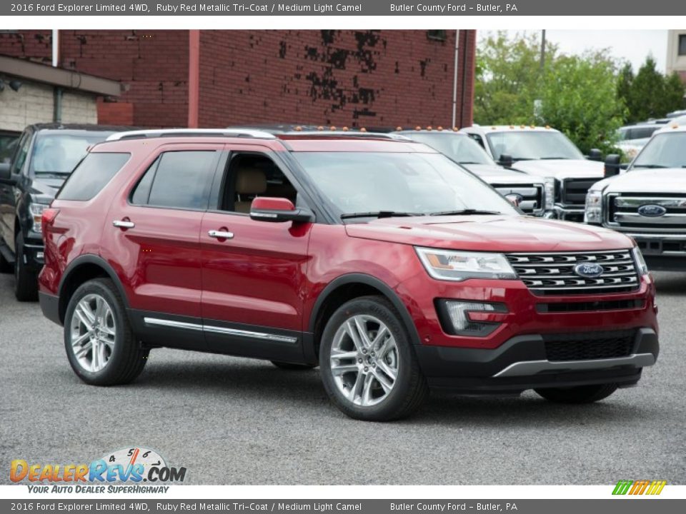 Front 3/4 View of 2016 Ford Explorer Limited 4WD Photo #1