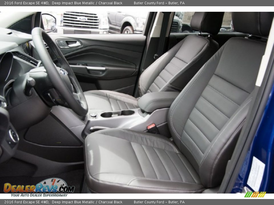 Front Seat of 2016 Ford Escape SE 4WD Photo #4