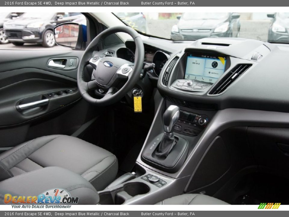 Charcoal Black Interior - 2016 Ford Escape SE 4WD Photo #9