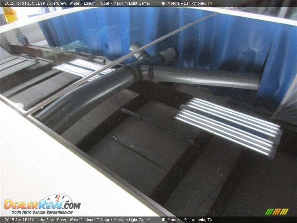 2015 Ford F150 Lariat SuperCrew White Platinum Tricoat / Medium Light Camel Photo #13