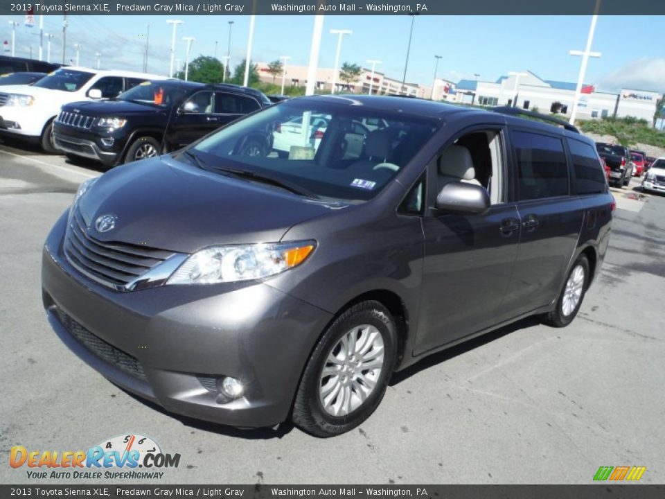 2013 Toyota Sienna XLE Predawn Gray Mica / Light Gray Photo #5