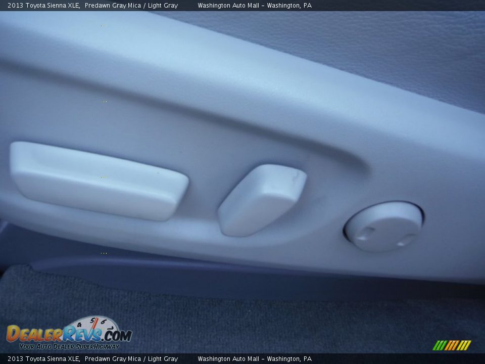 2013 Toyota Sienna XLE Predawn Gray Mica / Light Gray Photo #14