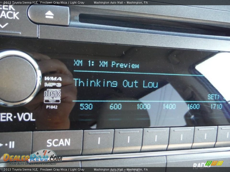 2013 Toyota Sienna XLE Predawn Gray Mica / Light Gray Photo #16