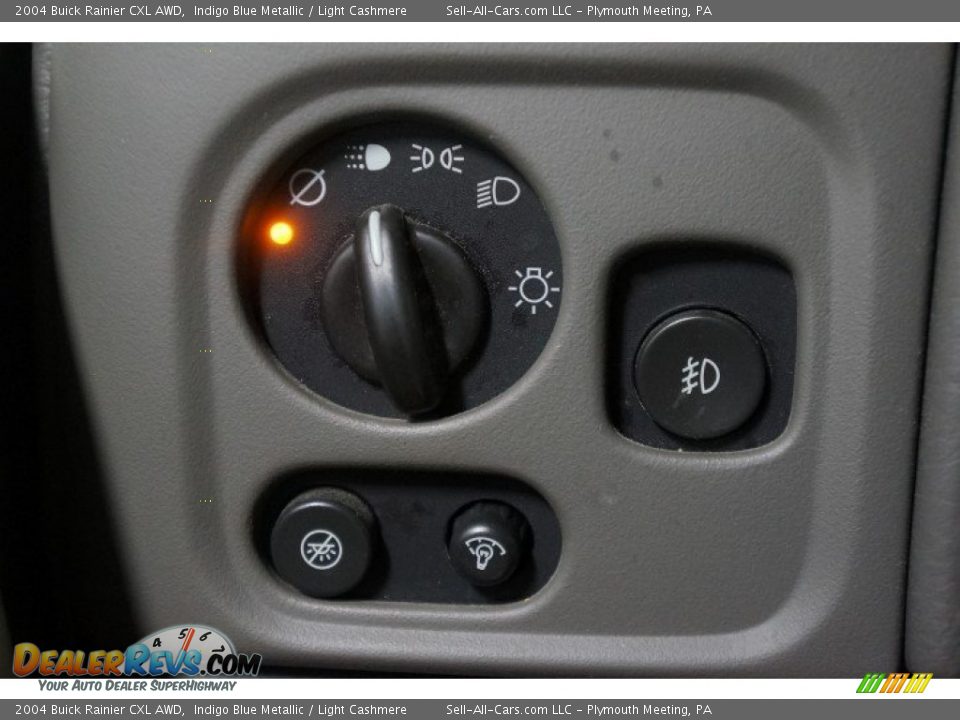 2004 Buick Rainier CXL AWD Indigo Blue Metallic / Light Cashmere Photo #32