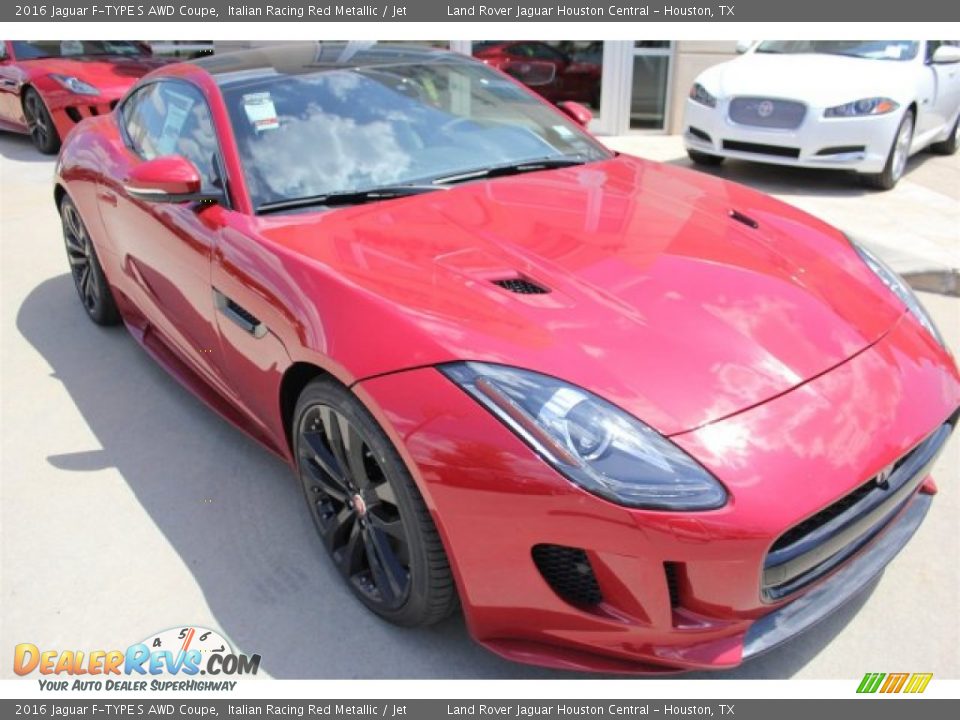 Front 3/4 View of 2016 Jaguar F-TYPE S AWD Coupe Photo #2