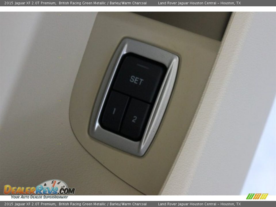 2015 Jaguar XF 2.0T Premium British Racing Green Metallic / Barley/Warm Charcoal Photo #13