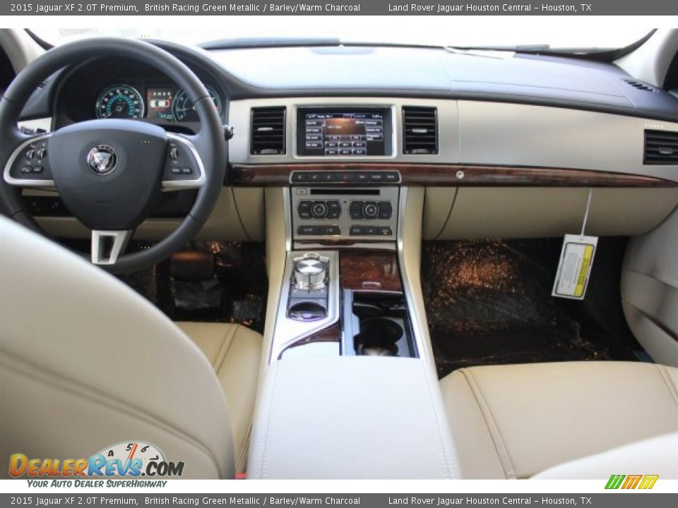 2015 Jaguar XF 2.0T Premium British Racing Green Metallic / Barley/Warm Charcoal Photo #35