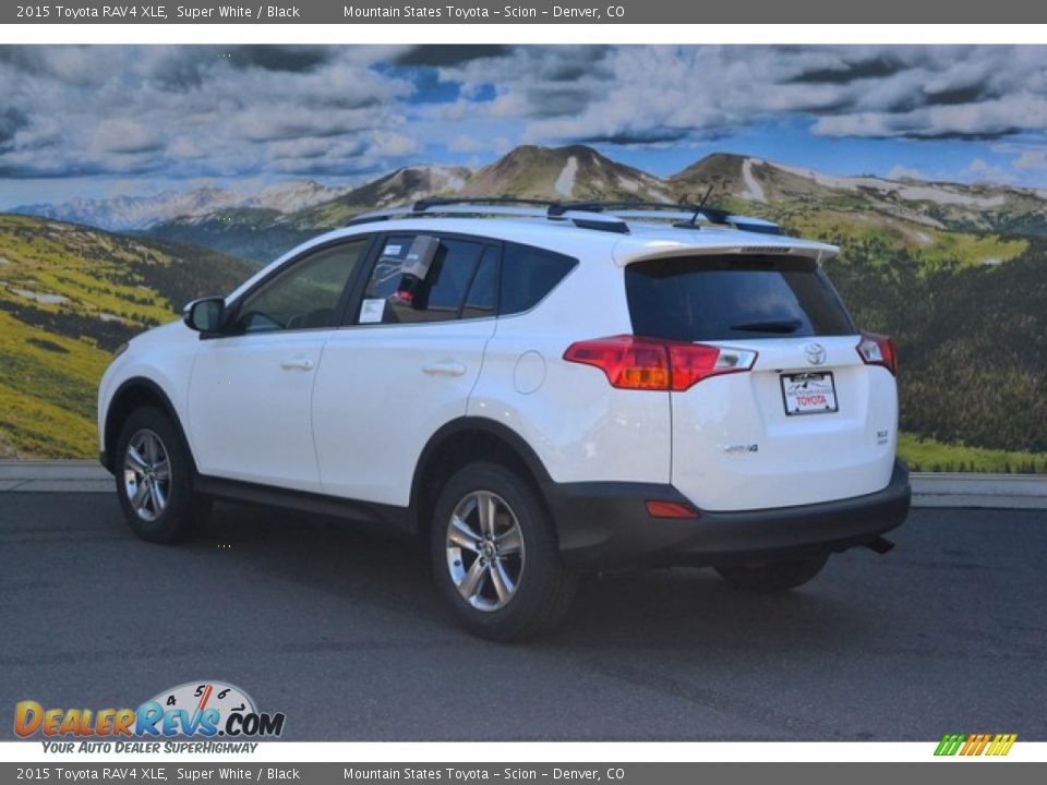 2015 Toyota RAV4 XLE Super White / Black Photo #3