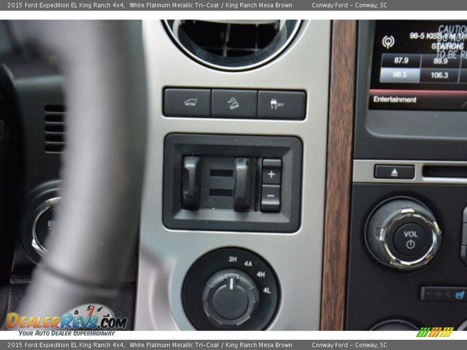 Controls of 2015 Ford Expedition EL King Ranch 4x4 Photo #35