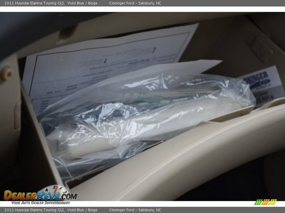 2011 Hyundai Elantra Touring GLS Vivid Blue / Beige Photo #23