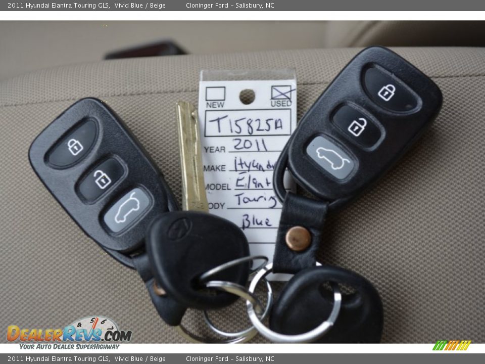 2011 Hyundai Elantra Touring GLS Vivid Blue / Beige Photo #24