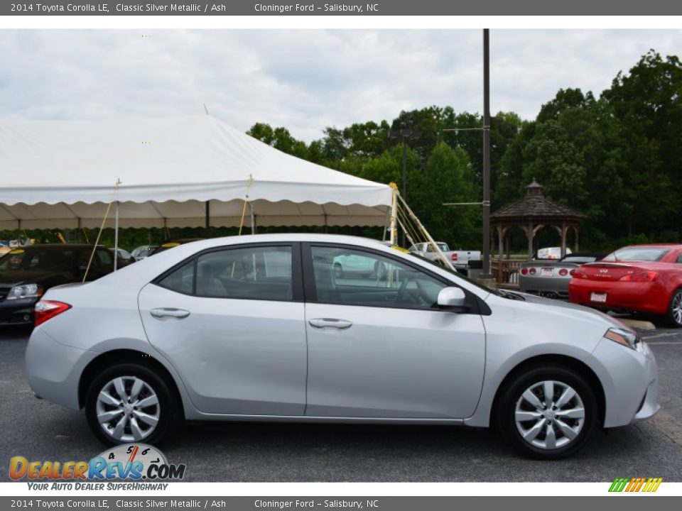 2014 Toyota Corolla LE Classic Silver Metallic / Ash Photo #2