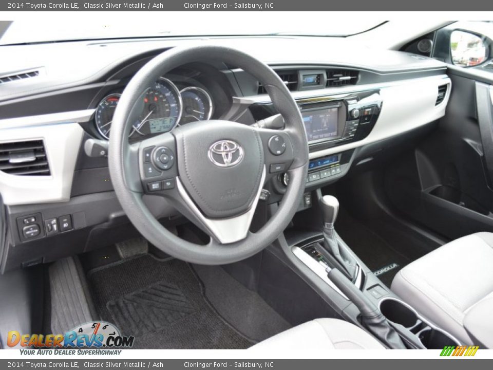 2014 Toyota Corolla LE Classic Silver Metallic / Ash Photo #11