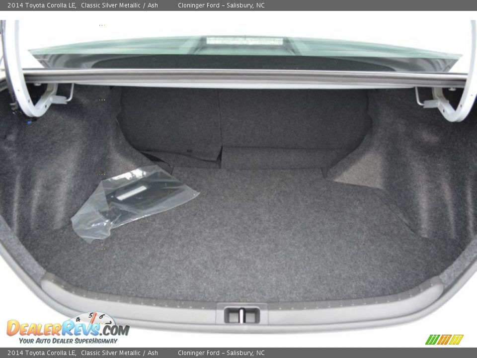 2014 Toyota Corolla LE Classic Silver Metallic / Ash Photo #14