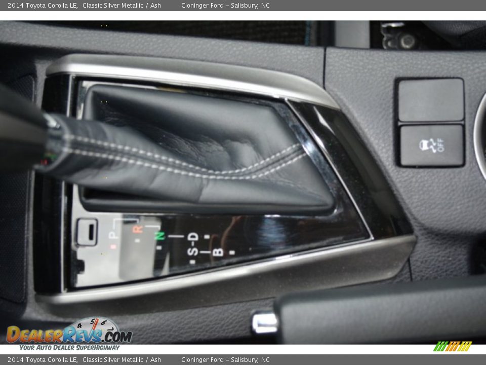 2014 Toyota Corolla LE Classic Silver Metallic / Ash Photo #22