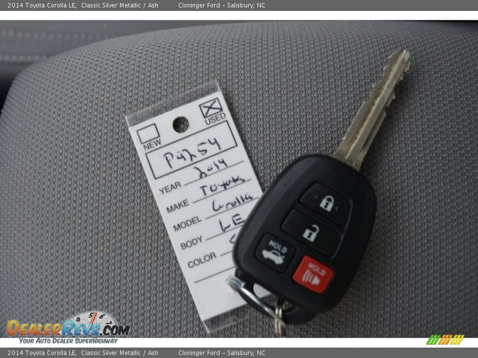 2014 Toyota Corolla LE Classic Silver Metallic / Ash Photo #27