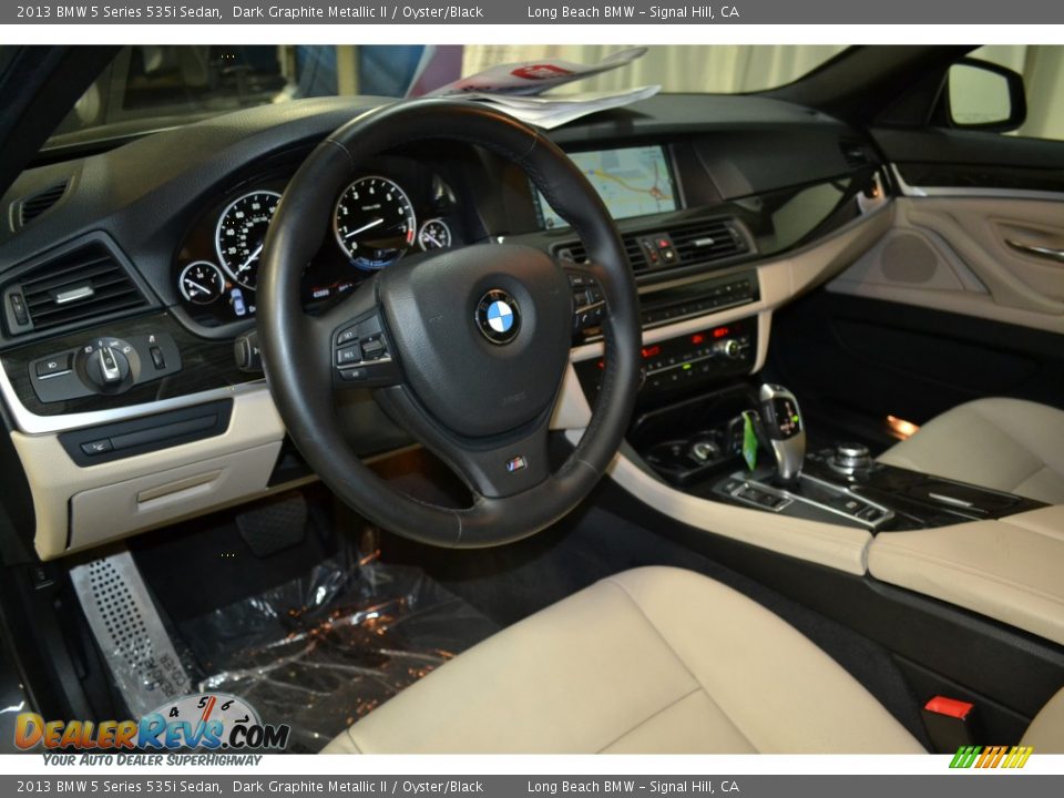 2013 BMW 5 Series 535i Sedan Dark Graphite Metallic II / Oyster/Black Photo #12