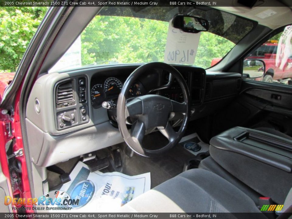 2005 Chevrolet Silverado 1500 Z71 Crew Cab 4x4 Sport Red Metallic / Medium Gray Photo #29
