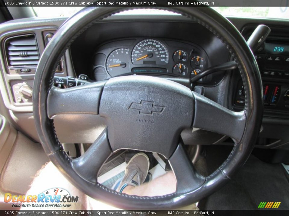 2005 Chevrolet Silverado 1500 Z71 Crew Cab 4x4 Sport Red Metallic / Medium Gray Photo #34