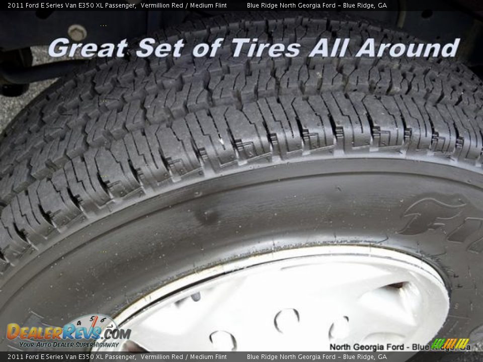 2011 Ford E Series Van E350 XL Passenger Vermillion Red / Medium Flint Photo #10