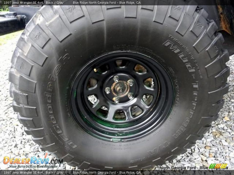 1997 Jeep Wrangler SE 4x4 Black / Gray Photo #6