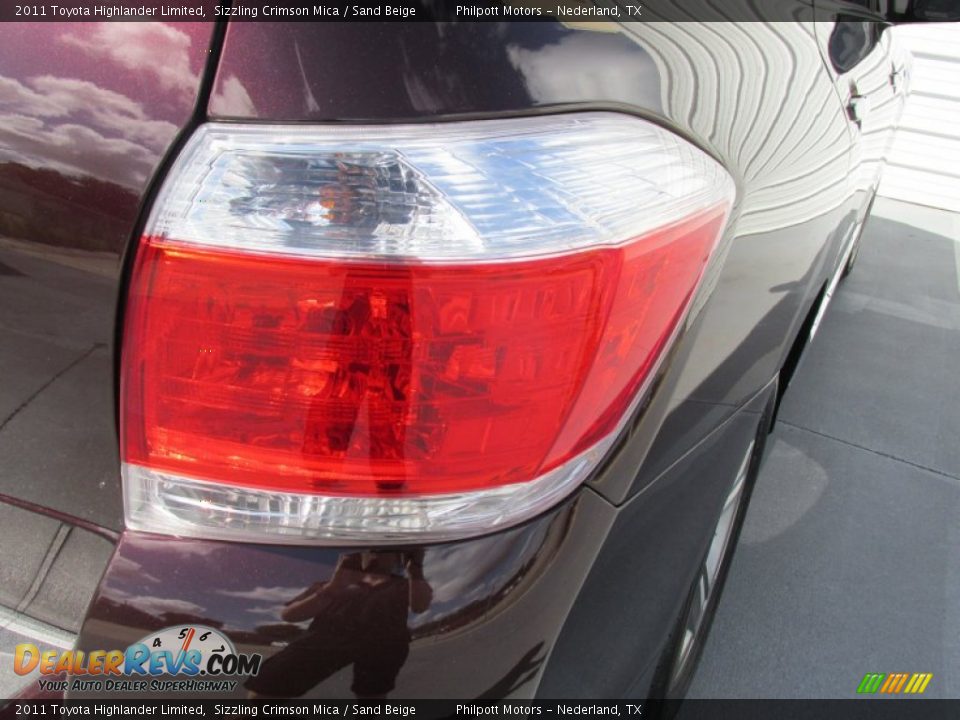 2011 Toyota Highlander Limited Sizzling Crimson Mica / Sand Beige Photo #11