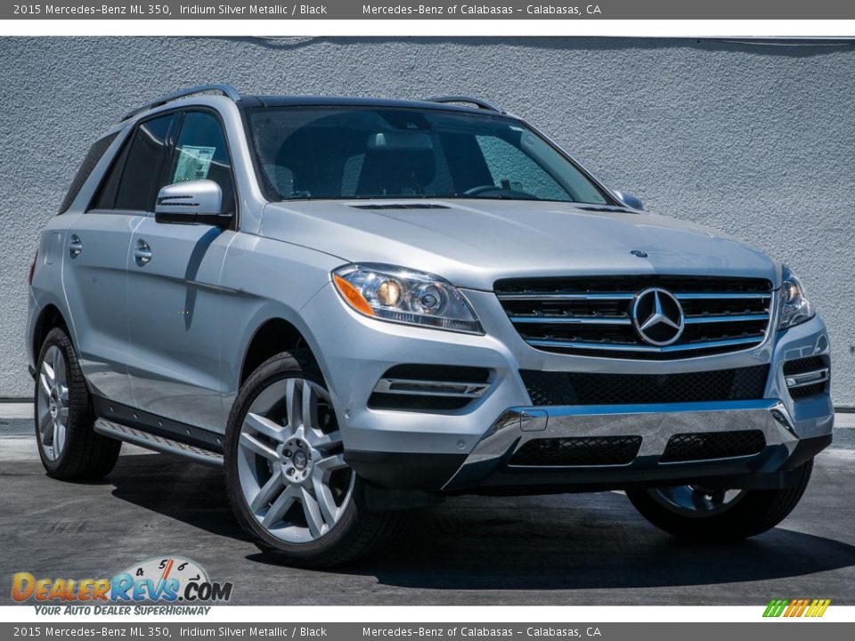 Front 3/4 View of 2015 Mercedes-Benz ML 350 Photo #11