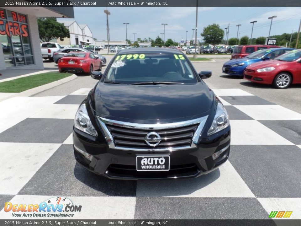 2015 Nissan Altima 2.5 S Super Black / Charcoal Photo #2