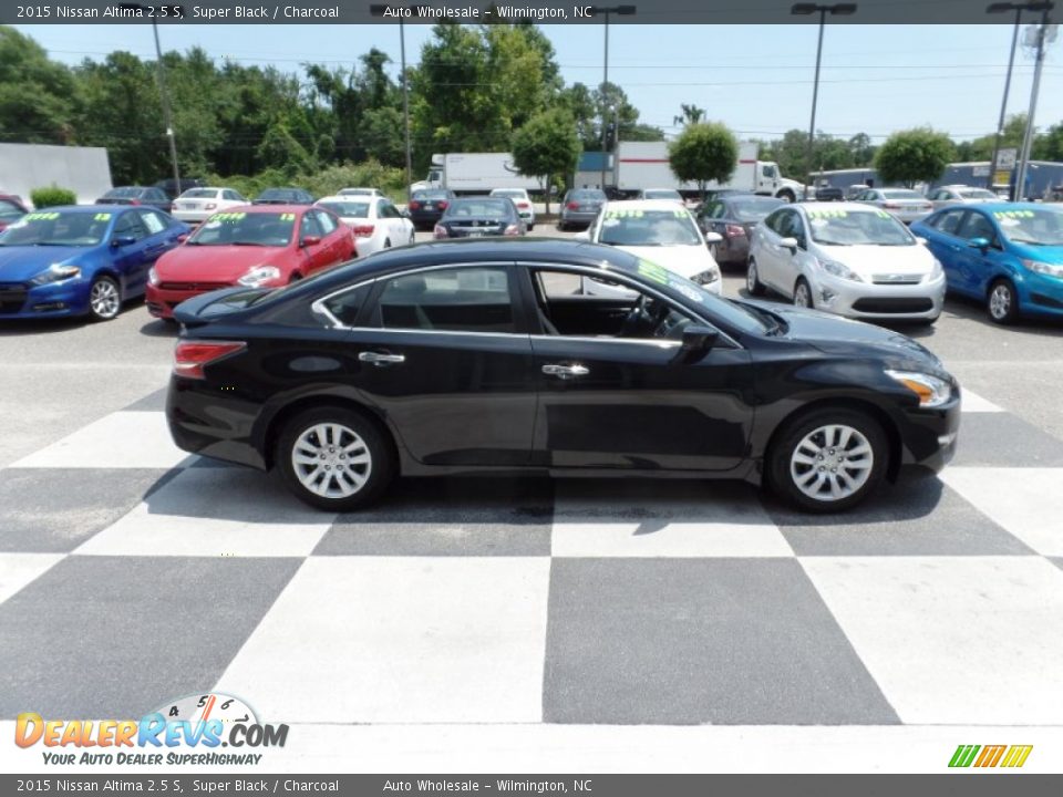 2015 Nissan Altima 2.5 S Super Black / Charcoal Photo #3