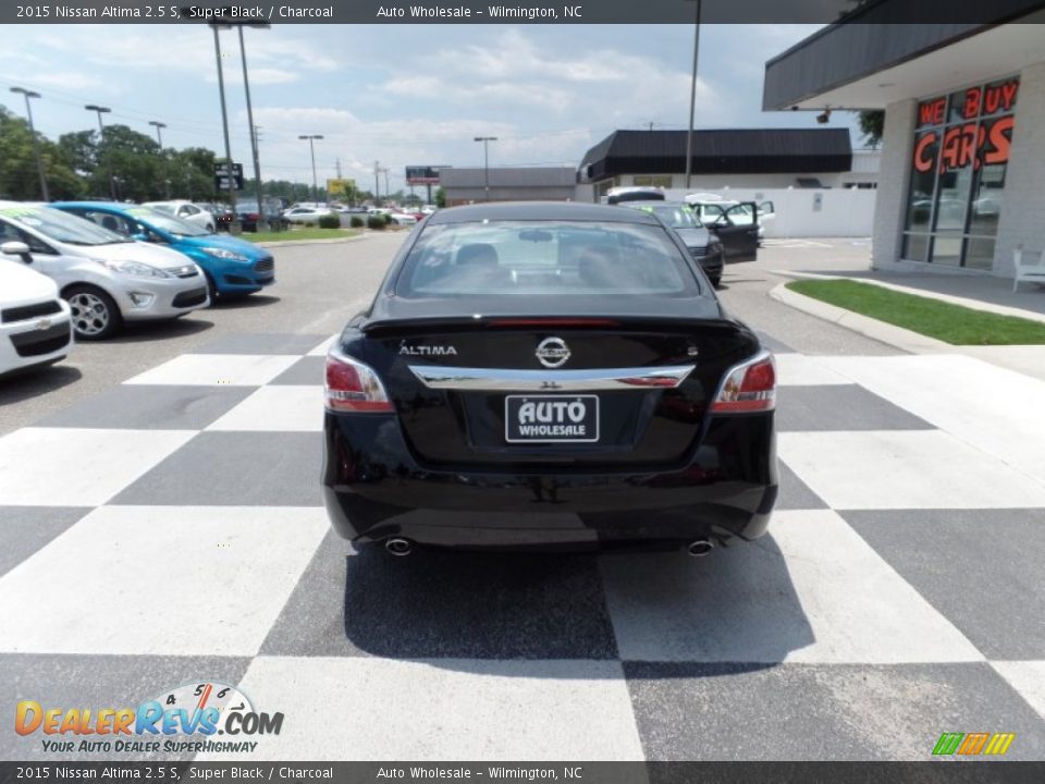 2015 Nissan Altima 2.5 S Super Black / Charcoal Photo #4